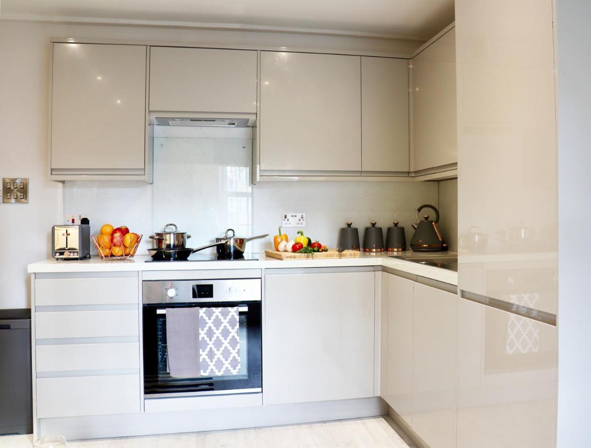Perfect Central Location- 5 Minutes From Tower Bridge ! 8 Minutes Walk From Tube Londres Exterior foto